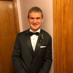 Meet your Posher, Brandon